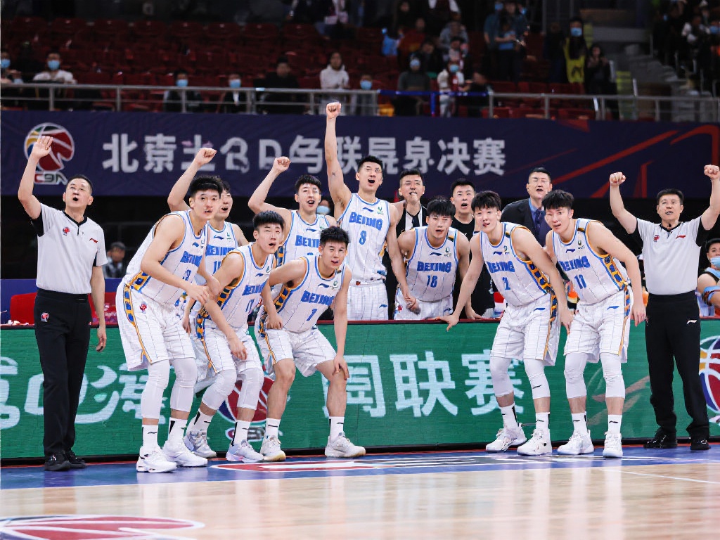 北京北汽勇闯CBA总决赛再创辉煌 北汽男篮的晋级带给我们的不只是胜利的荣耀